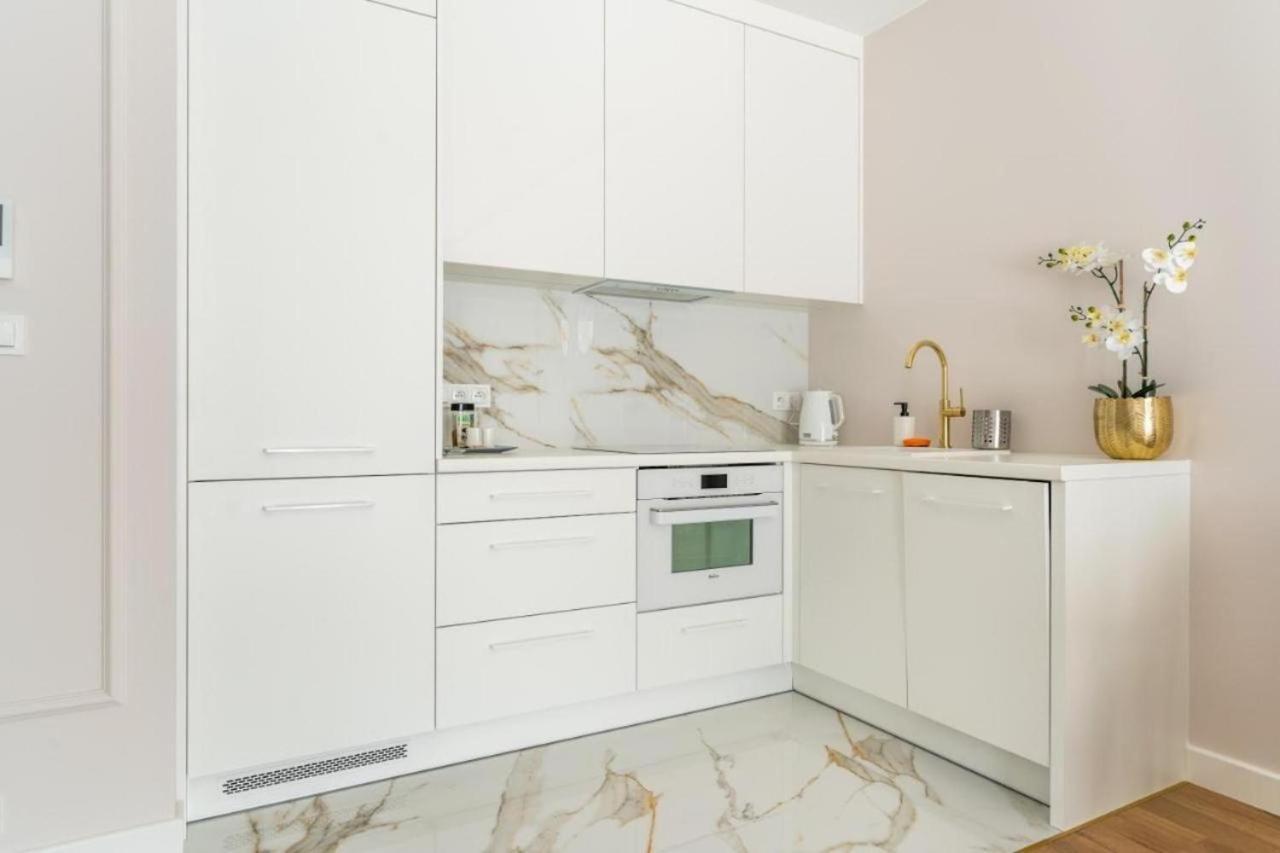 Apartament Mennica Residence - Golden Apartments - Comfortable And Stylish Warsaw Exterior photo